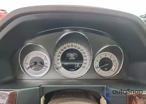 2013 Mercedes-Benz Glk 350 z USA, uszkodzony, nr VIN WDCGG5HB8DG061374